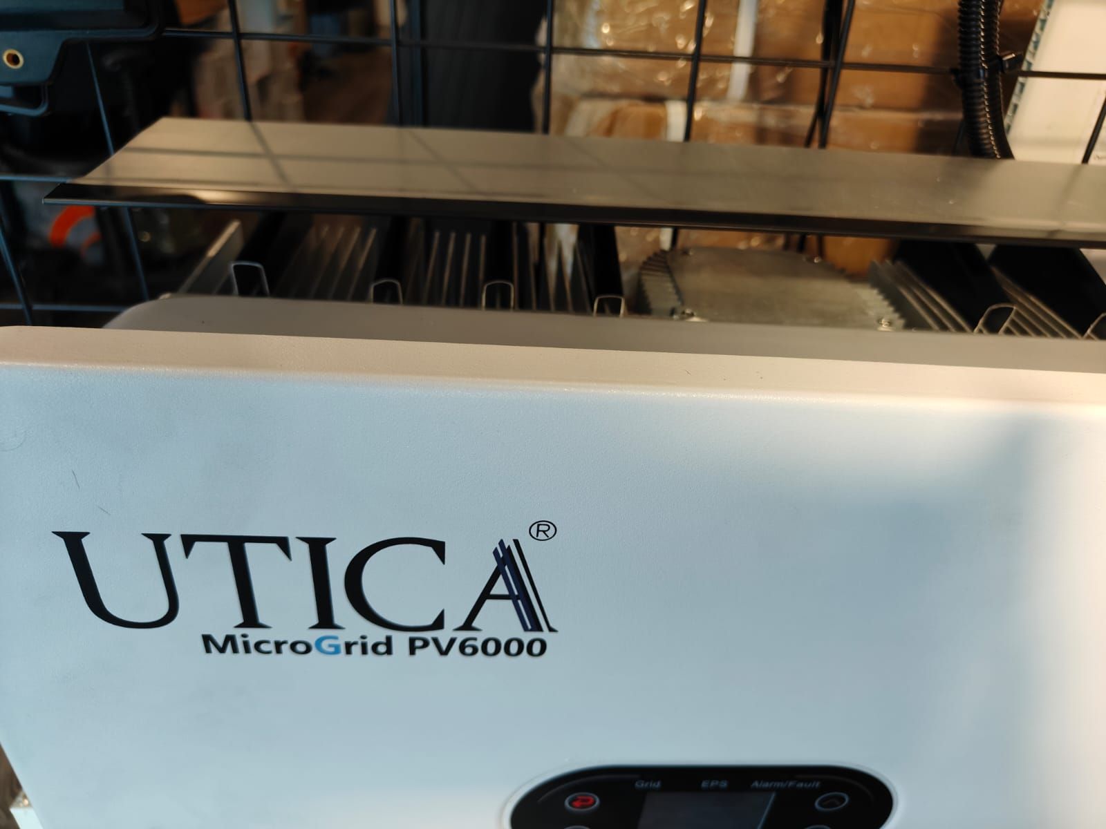 UTICA® UTM AMG Shelter 1
